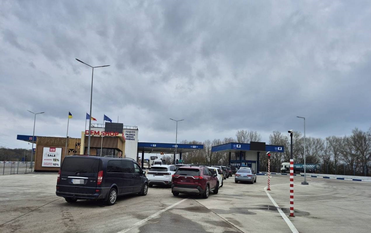 Atenție, călători! Trafic intens la punctul de trecere Palanca. Recomandările autorităților